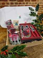 Load image into Gallery viewer, Hamper in a box - Ladies Gardening Lovers