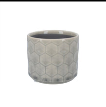 Load image into Gallery viewer, Gisela Graham Grey Honeycomb ceramic pot cover/plant pot