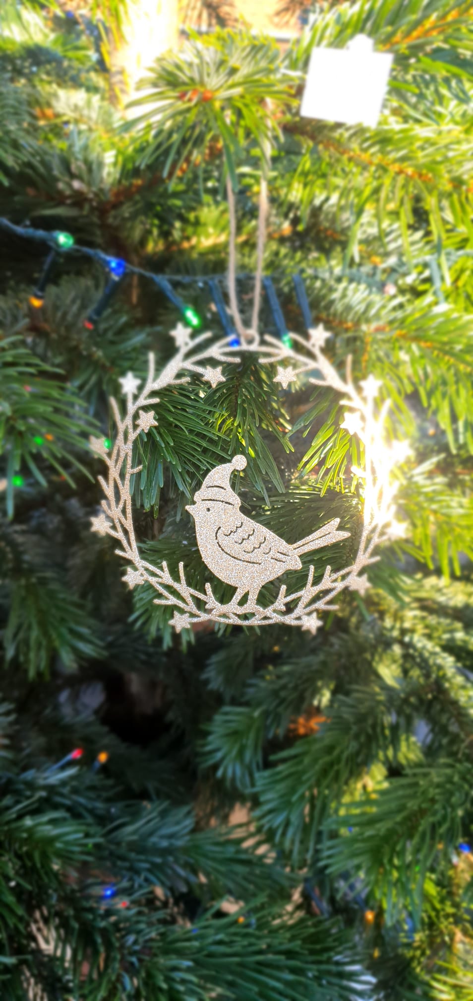 Gold Robin wreath Christmas decoration