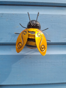 Metal Bee Garden Ornament